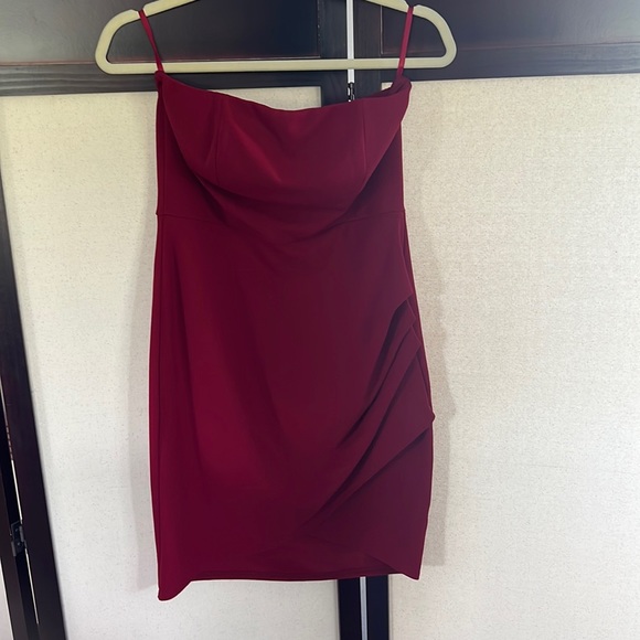 Red Dress - Picture 1 of 2